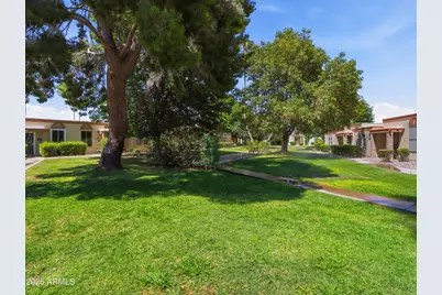 13247 N Cedar Drive, Sun City, AZ 85351 - Photo 25