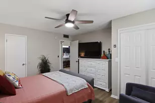 13247 N Cedar Dr, Sun City, AZ 85351 - Photo 17