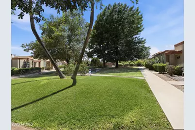 13247 N Cedar Drive, Sun City, AZ 85351 - Photo 23