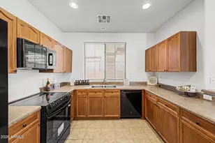 13681 W Cypress St, Goodyear, AZ 85395 - Photo 9