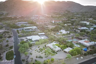 4836 E Moonlight Way #4, Paradise Valley, AZ 85253 - Photo 7