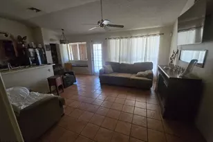 7225 W Tuckey Ln, Glendale, AZ 85303 - Photo 11