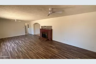2528 E Hartford Avenue, Phoenix, AZ 85032 - Photo 3