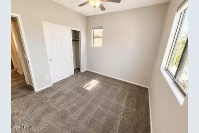 25813 N 54th Avenue, Phoenix, AZ 85083 - Photo 21
