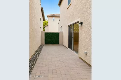 25813 N 54th Avenue, Phoenix, AZ 85083 - Photo 5