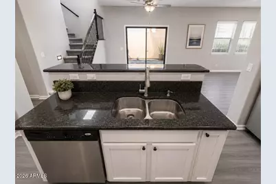 25813 N 54th Avenue, Phoenix, AZ 85083 - Photo 11