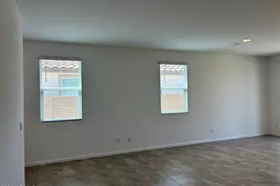 17321 W Gray Fox Trl, Surprise, AZ 85387 - Photo 7