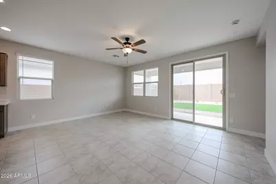 26122 N 170th Avenue, Surprise, AZ 85387 - Photo 7