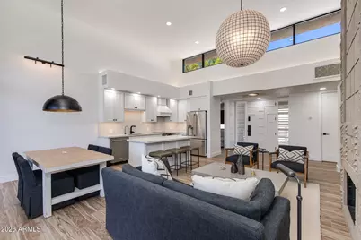 2802 E Camino Acequia Drive #2, Phoenix, AZ 85016 - Photo 5