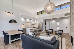 2802 E Camino Acequia Dr, Phoenix, AZ 85016 - Photo 5
