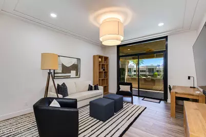2802 E Camino Acequia Drive #2, Phoenix, AZ 85016 - Photo 11