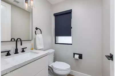 2802 E Camino Acequia Drive #2, Phoenix, AZ 85016 - Photo 13