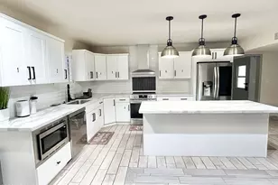 5527 W Morten Ave, Glendale, AZ 85301 - Photo 7