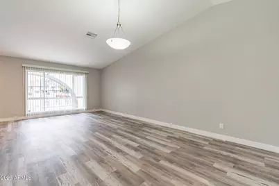 2318 E Lupine Avenue, Phoenix, AZ 85028 - Photo 11