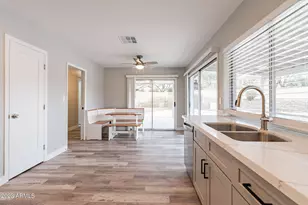2318 E Lupine Ave, Phoenix, AZ 85028 - Photo 13