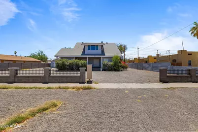 2021 W Washington Street, Phoenix, AZ 85009 - Photo 1