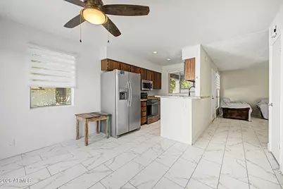 8161 N 107th Avenue #109, Peoria, AZ 85345 - Photo 13