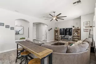 267 S 169th Dr, Goodyear, AZ 85338 - Photo 11
