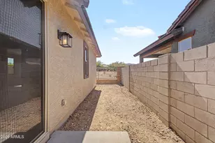 5562 N 205th Ln, Buckeye, AZ 85396 - Photo 11