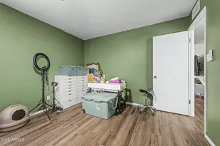 1620 E Donner Dr, Tempe, AZ 85282 - Photo 27