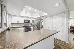 1620 E Donner Dr, Tempe, AZ 85282 - Photo 21