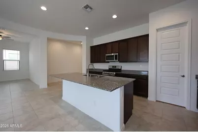 7683 W Smoketree Drive, Peoria, AZ 85383 - Photo 3