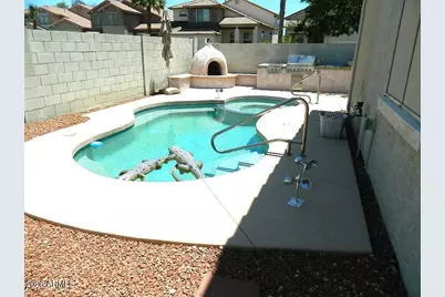17210 W Elm Street, Surprise, AZ 85388 - Photo 7