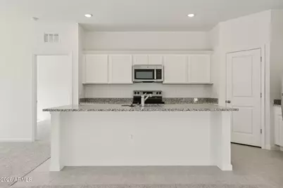 10086 W Devonshire Avenue, Phoenix, AZ 85037 - Photo 9