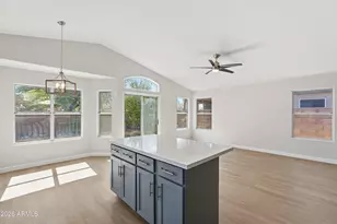 24837 N 40th Ave, Glendale, AZ 85310 - Photo 9