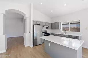 24837 N 40th Ave, Glendale, AZ 85310 - Photo 7