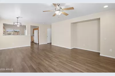 25772 W Kendall Street, Buckeye, AZ 85326 - Photo 15