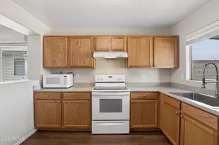25772 W Kendall St, Buckeye, AZ 85326 - Photo 11