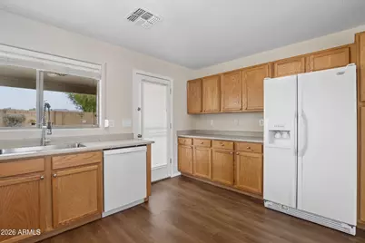 25772 W Kendall Street, Buckeye, AZ 85326 - Photo 7