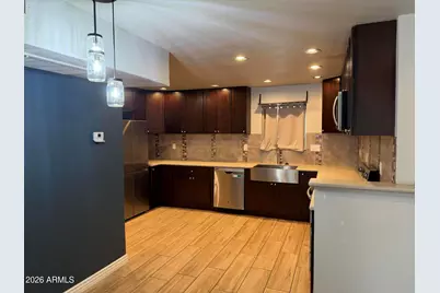4930 N 42nd Way, Phoenix, AZ 85018 - Photo 5