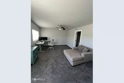 4930 N 42nd Way, Phoenix, AZ 85018 - Photo 11
