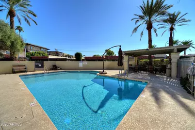 4930 N 42nd Way, Phoenix, AZ 85018 - Photo 35