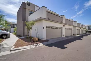 2015 N 50th St, Phoenix, AZ 85008 - Photo 17