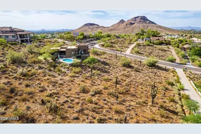 1711 E Sharon Drive #'''''', Phoenix, AZ 85022 - Photo 9