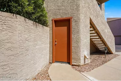 2834 S Extension Road #2010, Mesa, AZ 85210 - Photo 5