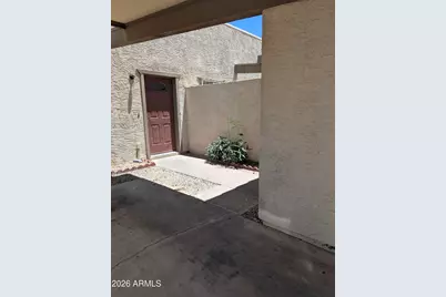 2409 W Campbell Avenue #18, Phoenix, AZ 85015 - Photo 1