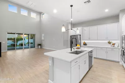 5131 E Village Drive, Scottsdale, AZ 85254 - Photo 13