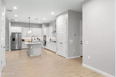 5131 E Village Drive, Scottsdale, AZ 85254 - Photo 11