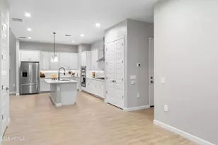 5131 E Village Dr, Scottsdale, AZ 85254 - Photo 11