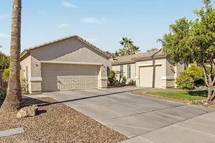 1748 E Iris Dr, Chandler, AZ 85286 - Photo 5