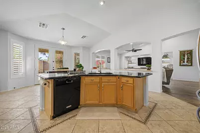 1748 E Iris Drive, Chandler, AZ 85286 - Photo 19