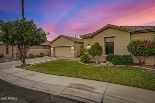 1748 E Iris Dr, Chandler, AZ 85286 - Photo 3
