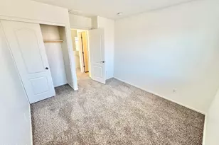 17519 W Lisbon Ln, Surprise, AZ 85388 - Photo 23