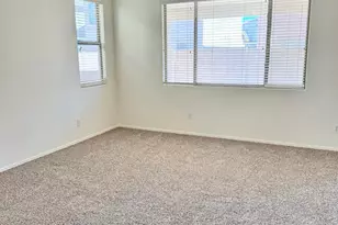 17519 W Lisbon Ln, Surprise, AZ 85388 - Photo 7