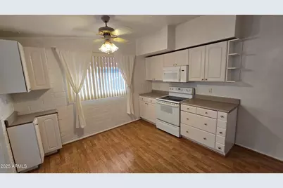 11375 N 112th Drive, Youngtown, AZ 85363 - Photo 5