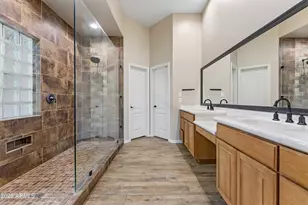 8452 W Donald Dr, Peoria, AZ 85383 - Photo 37